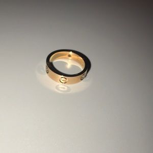 cartier love ring (fake)